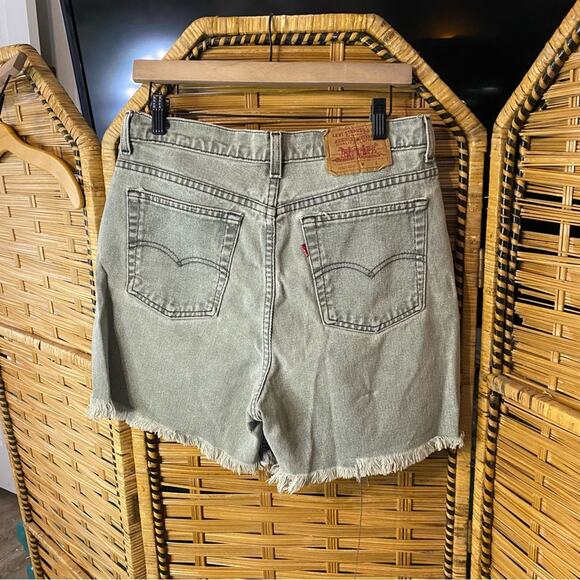Vintage Levi's 521 sage cut off Jean Shorts Distressed Raw Hem USA made 14 - Picture 6 of 8